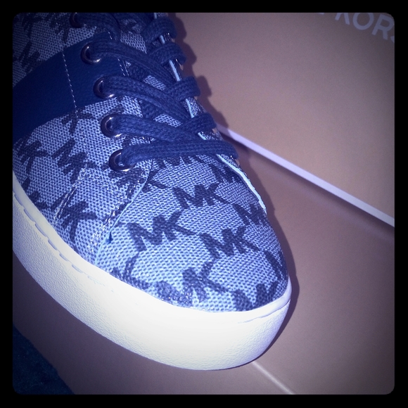 Michael kors sneakers - Picture 1 of 3